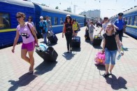 Як правоохоронці Волині допомагають переселенцям зі Сходу