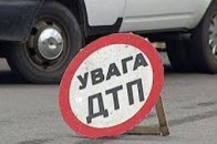 ДТП у Луцьку: легковик в’їхав в бус