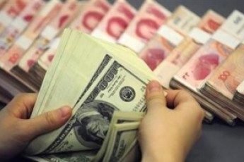 Вартість долара наближається до 14 гривень