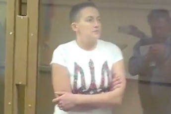«Дякувати Богу, у нас немає Януковича, а у вас не буде Путіна», - Савченко у суді ВІДЕО