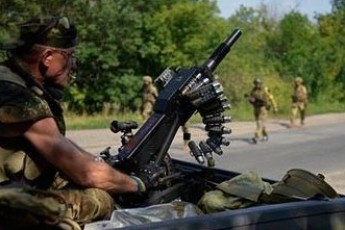 Військові АТО здають позиції в Іловайську