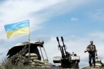 Сили АТО продовжують утримувати  Донецький аеропорт, - речник АТО ВІДЕО