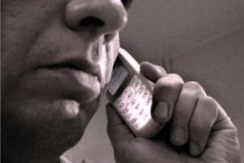 Шахраї вимагають у рідних бійців АТО гроші на операції
