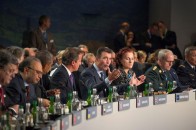 На саміті НАТО обговорюють загрозу військової агресії Росії проти України