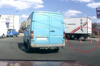 У Луцьку ДТП: фура наїхала на велосипедиста