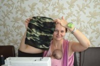 У Луцьку для військових шиють теплі балаклави