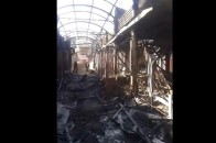 У Донецьку внаслідок обстрілів згорів ринок і постраждала школа ВІДЕО