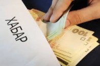 На Волині посадовці реєстраційної служби «спалились» на хабарі