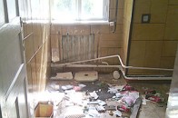 В селищі на Волині - нова лікарня. Приміщення старої в руїнах