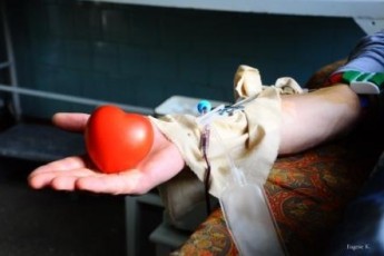 Майже сто студентів з Волині поділились кров’ю з учасниками АТО