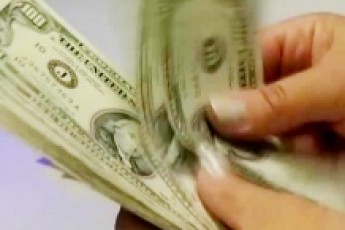 Хто наварився на знищенні гривні ВІДЕО