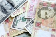 Міжбанк відкрився новим падінням гривні