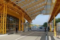 Правоохоронці розшукують жартівника, який «замінував» Ягодин