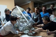 29 партій поборються на виборах, двом відмовлено - ЦВК