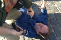 У центрі Харкова знову збираються активісти, затриманий чоловік з пістолетом ВІДЕО