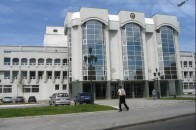 Екс-працівниця ДПС судиться із податковою