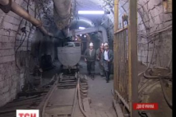 Через війну на Донбасі Україна вдвічі скоротила видобуток вугілля ВІДЕО