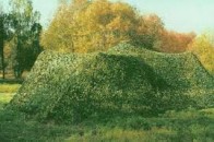 Волинські семінаристи виготовляють маскувальну сітку для бійців АТО