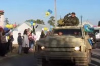 На Дніпропетровщині зустріли 25-ту повітряно-десантну бригаду зі сльозами на очах ВІДЕО