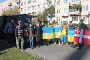 Волиняни подарували бійцям «Mercedes» ФОТО