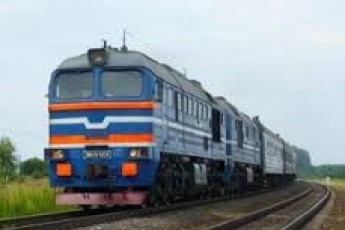 На Волині «BMW» ледь не зіткнулося з поїздом