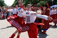 Завтра лучани фестивалитимуть
