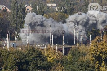 «Кіборги» на танках вибивають терористів з донецького аеропорту ВІДЕО