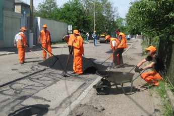 Між волинськими дорожниками розіграли тендерів на 16 мільйонів