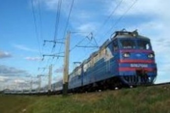 На Волині вантажний поїзд ледь не переїхав людину