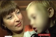 На Дніпропетровщині мати залишила трьох маленьких дітей вмирати від голоду ВІДЕО