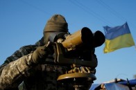 На дорозі під Маріуполем стався вибух ВІДЕО