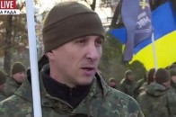 Добровольчі батальйони під Радою вимагають дати їм можливість проголосувати ВІДЕО