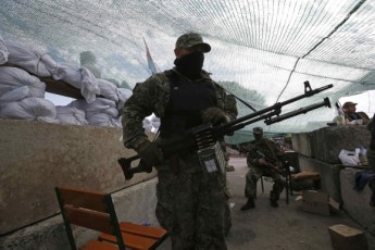 Як терористи обстрілюють позиції сил АТО під Маріуполем ВІДЕО