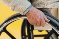 Неповносправних лучан на виборчі дільниці розвозитиме спецавтомобіль