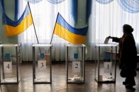Жінка з Волині скаржилась, що замість її матері проголосували інші люди