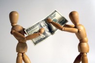 У волинській юстиції продовжують збирати побори?
