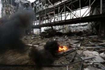 Вночі бойовики атакували з гранатометів Донецький аеропорт та Миколаївку