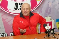 Кварцяний продовжує продавати книги, аби зібрати гроші на аптечки бійцям