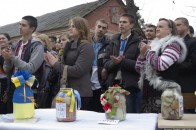 На Волині влаштували «Фестиваль сала», аби допомогти солдатам АТО ВІДЕО