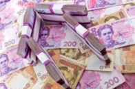 Гривня «﻿посунула» американську валюту