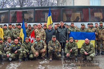 Загін волинських правоохоронців повернувся з війни ВІДЕО