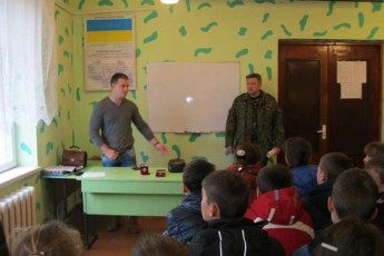 Героїчний військовий провів для волинських школярів «Урок мужності» ФОТО