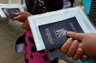 Біженці масово повертаються до Маріуполя з РФ через негативне ставлення росіян