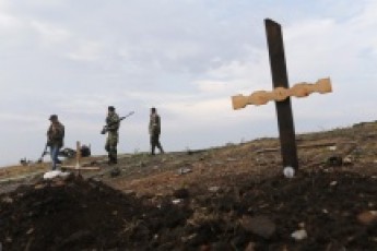 За день штурму позицій кіборгів загинуло 300 вояків РФ