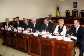 Чи довіряють волиняни суду?