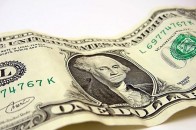 Угоди за курсами 17-18 грн/$ Нацбанк буде розцінювати як намір розхитати ринок, - ЗМІ
