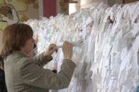 Маскувальні сітки для АТО зробили учні волинської гімназії ФОТО