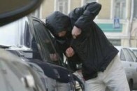 Волинянин обікрав авто