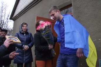 Пораненому в АТО солдату з Волині врятували руку в Німеччині ФОТО
