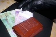 Мешканку Волині обікрали у розважальному закладі